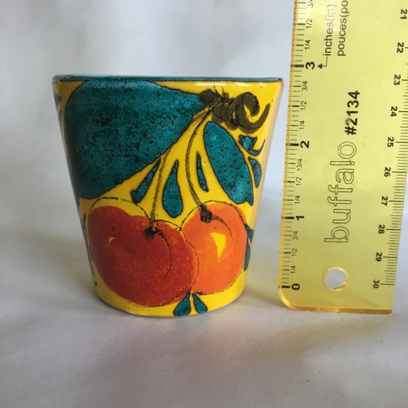 3 Mini Vintage Planter Pots Italy Majolica Painted Cherries Handmade Yellow Red - Picture 9 of 15